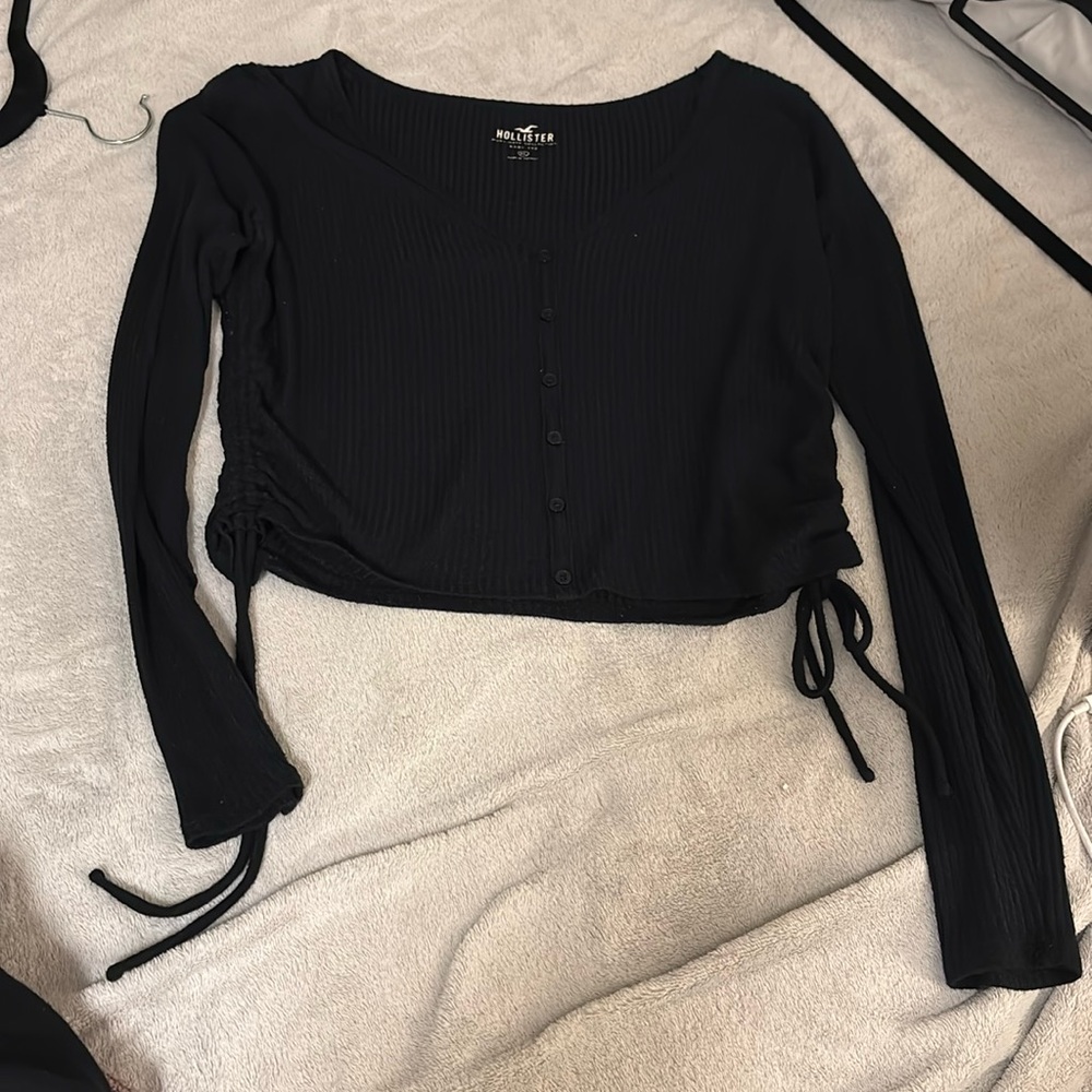 Hollister long sleeve cropped baby tee XL